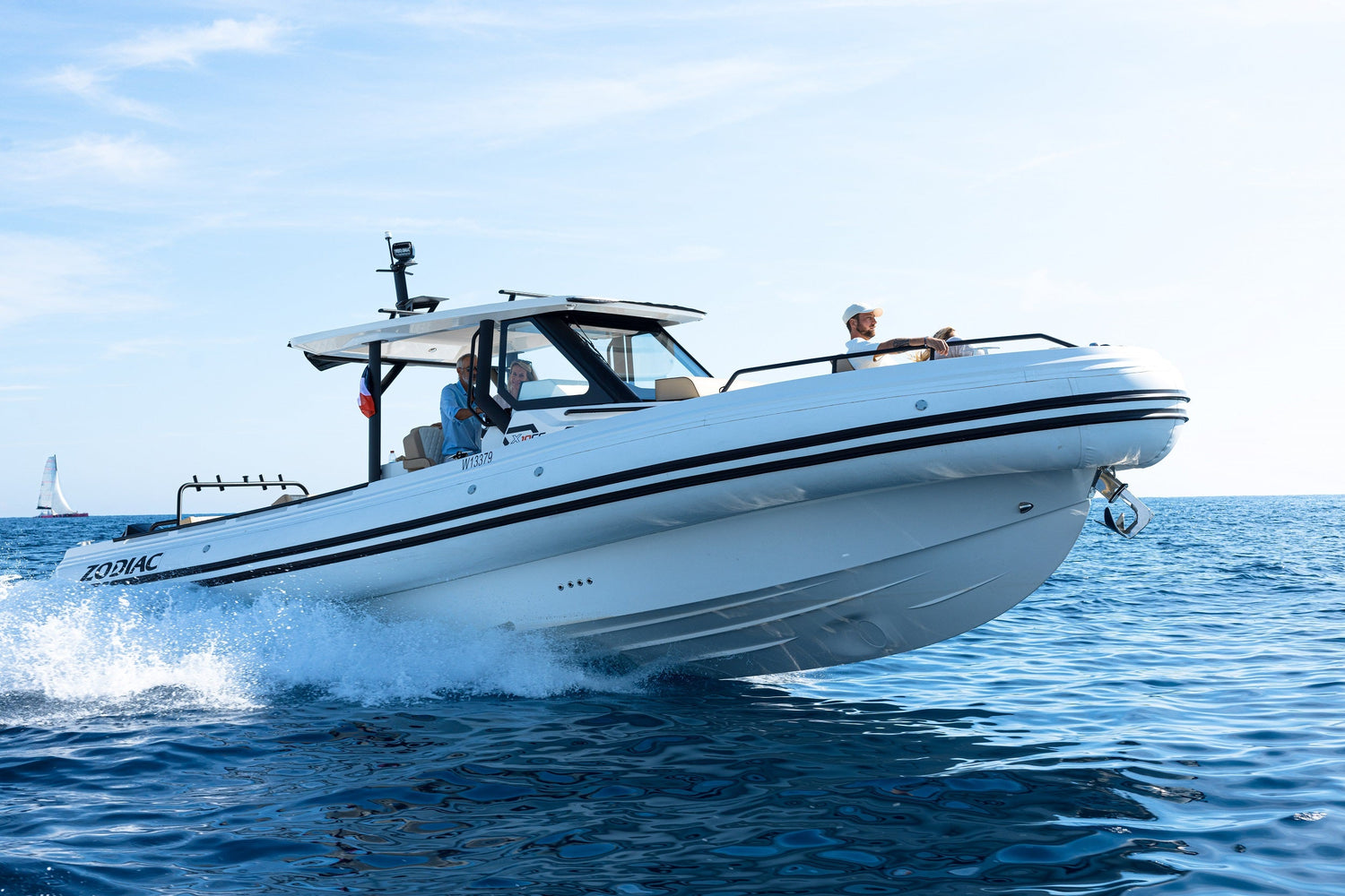 Zodiac XCC - RIB con console centrale di lusso